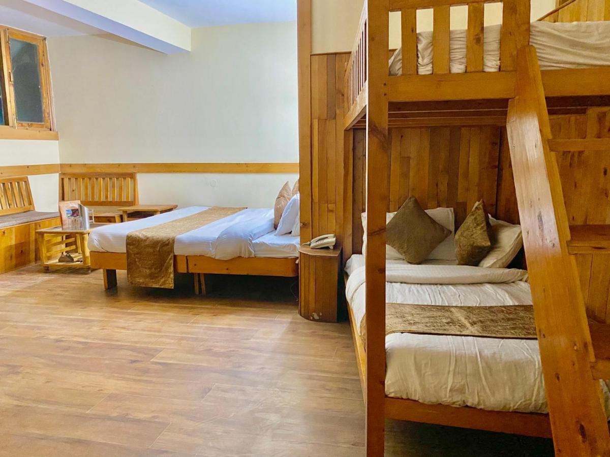 Hotel Valley Of Gods Манали Экстерьер фото